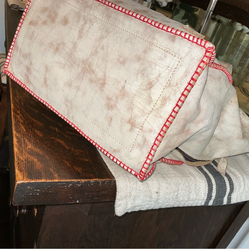 NWT Bed Stu Leather Celindra Shoulder Tote Bag Nectar Lux Red Stitch Retail $305 - Picture 7 of 11